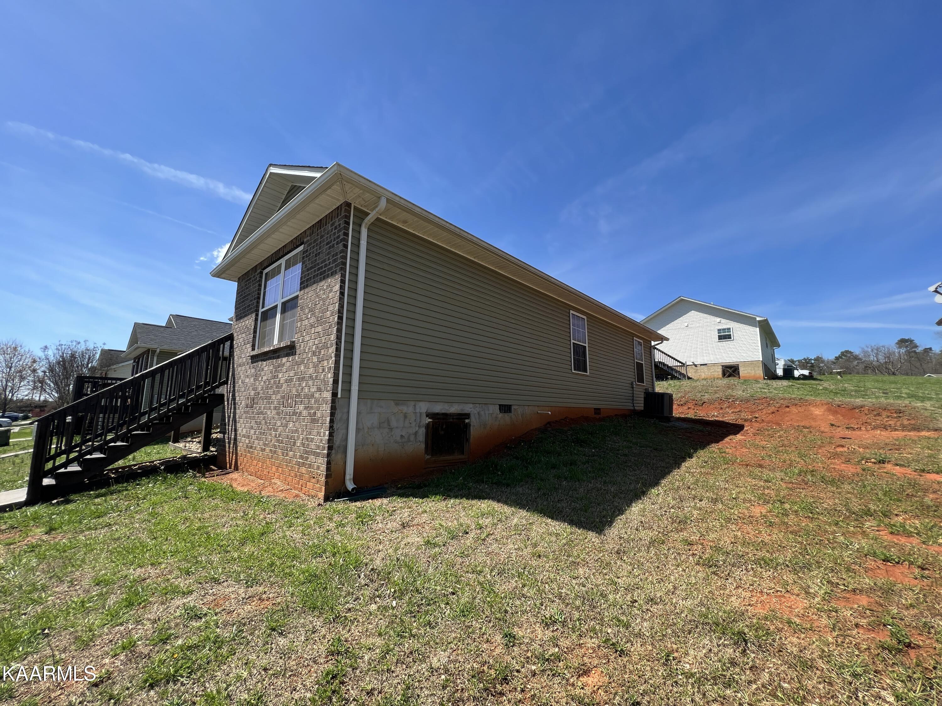 1725 Watauga Street Sevierville, TN 37876 - Photo 29 of 33 20230327_183725965_iOS