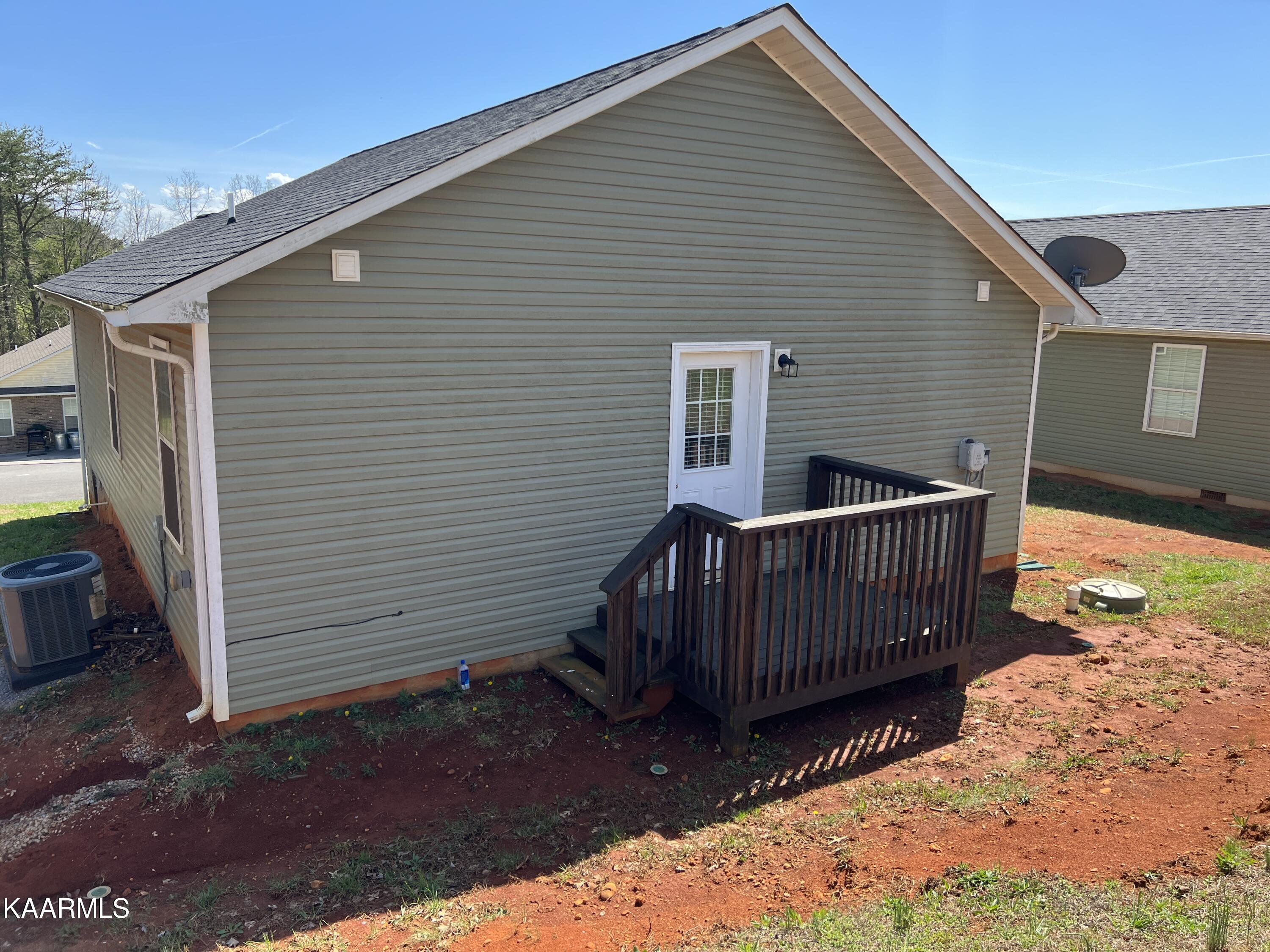 1725 Watauga Street Sevierville, TN 37876 - Photo 30 of 33 20230327_183807250_iOS