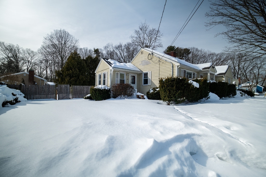 50 Kittredge Road Framingham, MA 01702 - Photo 5 of 29