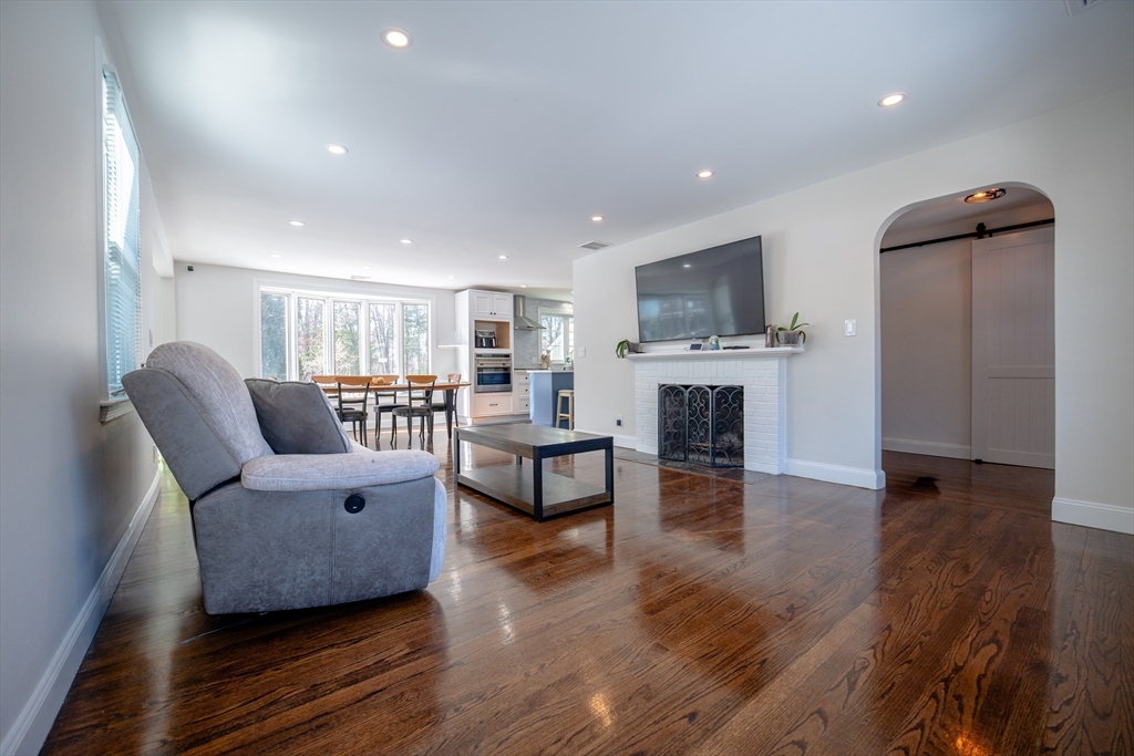 50 Kittredge Road Framingham, MA 01702 - Photo 10 of 29