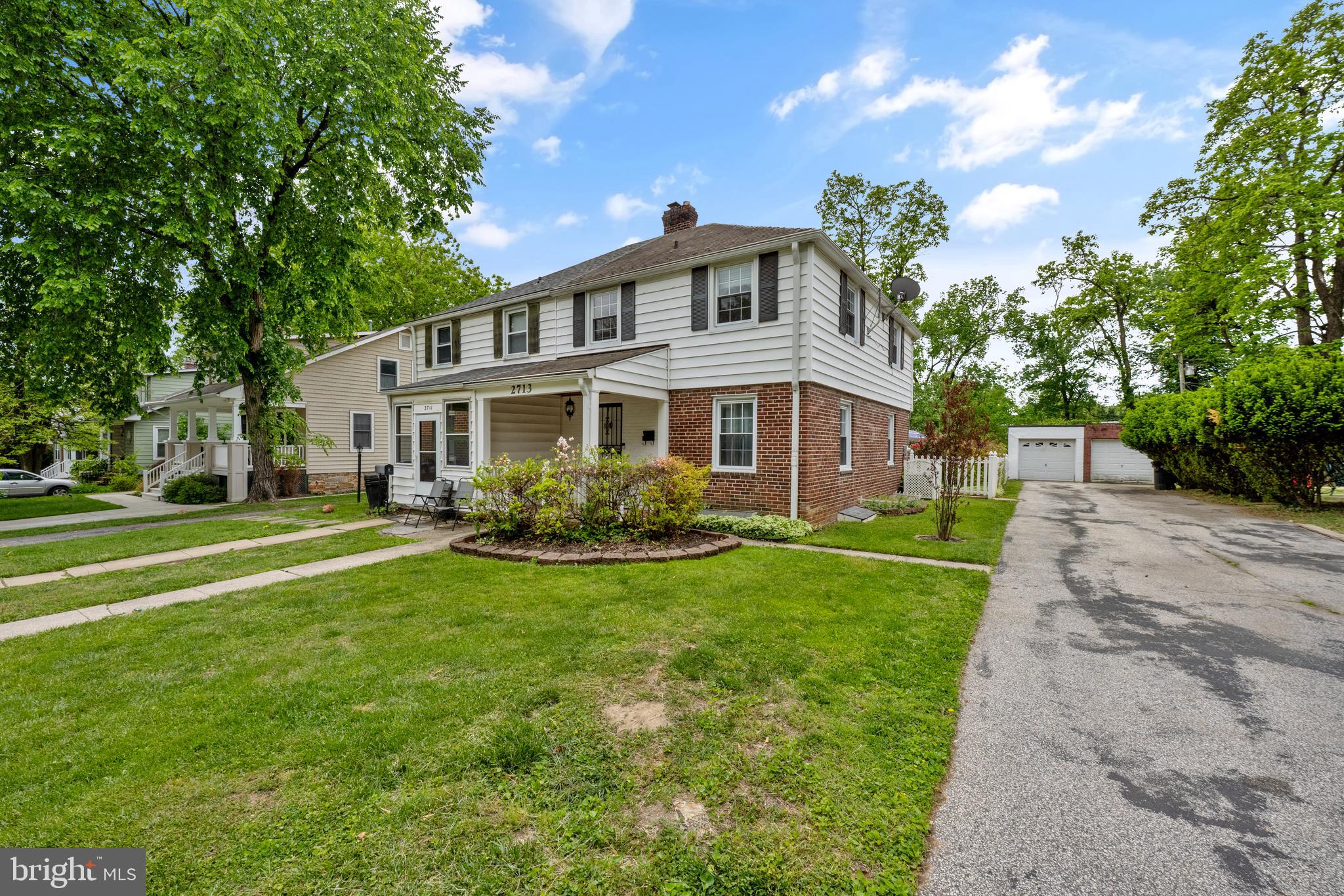 2713 Cheswolde Road Baltimore, MD 21209 - Photo 2 of 41