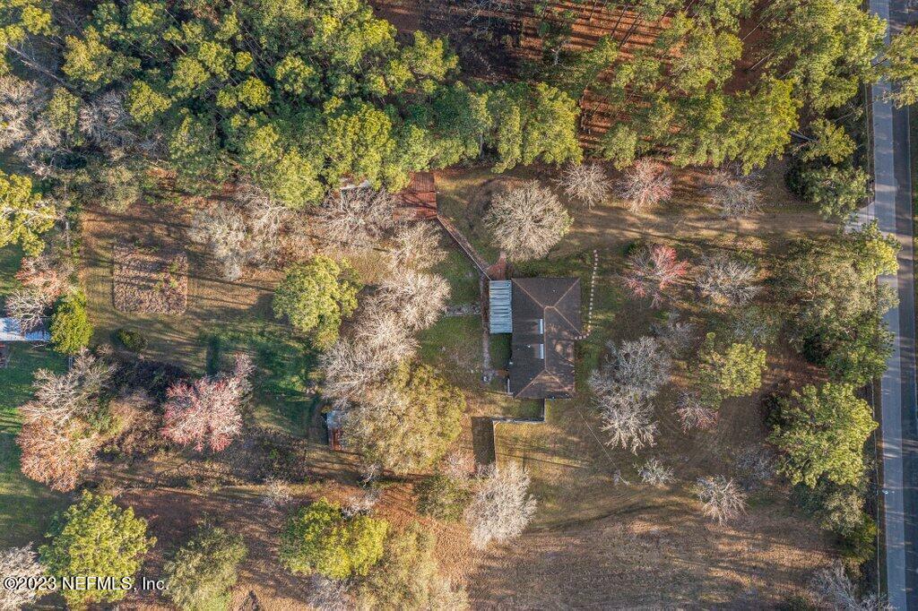 1271 Sheffield Road Jacksonville, FL 32259 - Photo 19 of 19 a backyard of a building