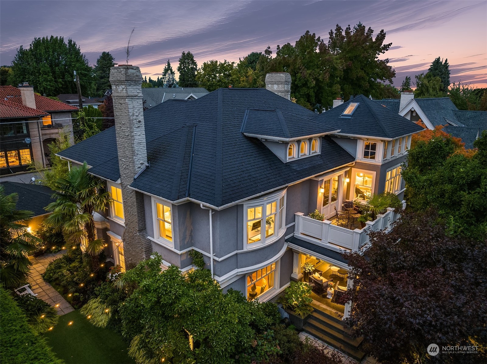 1121 22nd Avenue East Seattle, WA 98112 - Photo 36 of 40 an aerial view of a house