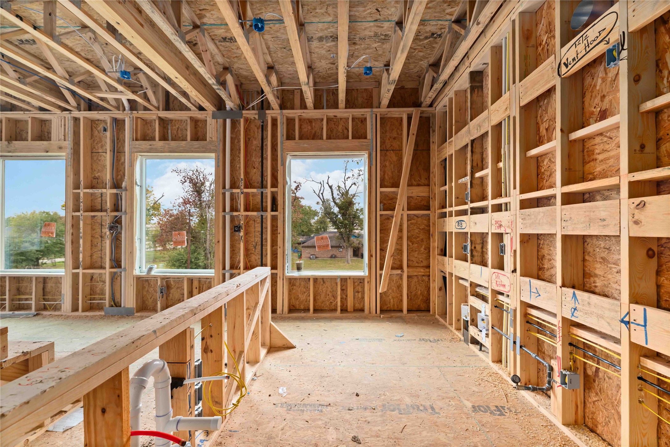 3103 Lelia Street, Unit A Houston, TX 77026 - Photo 27 of 33 a view of an ocean with a large window