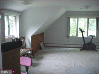 16 Red Ridge Road Levittown, PA 19056 - Photo 3 of 6