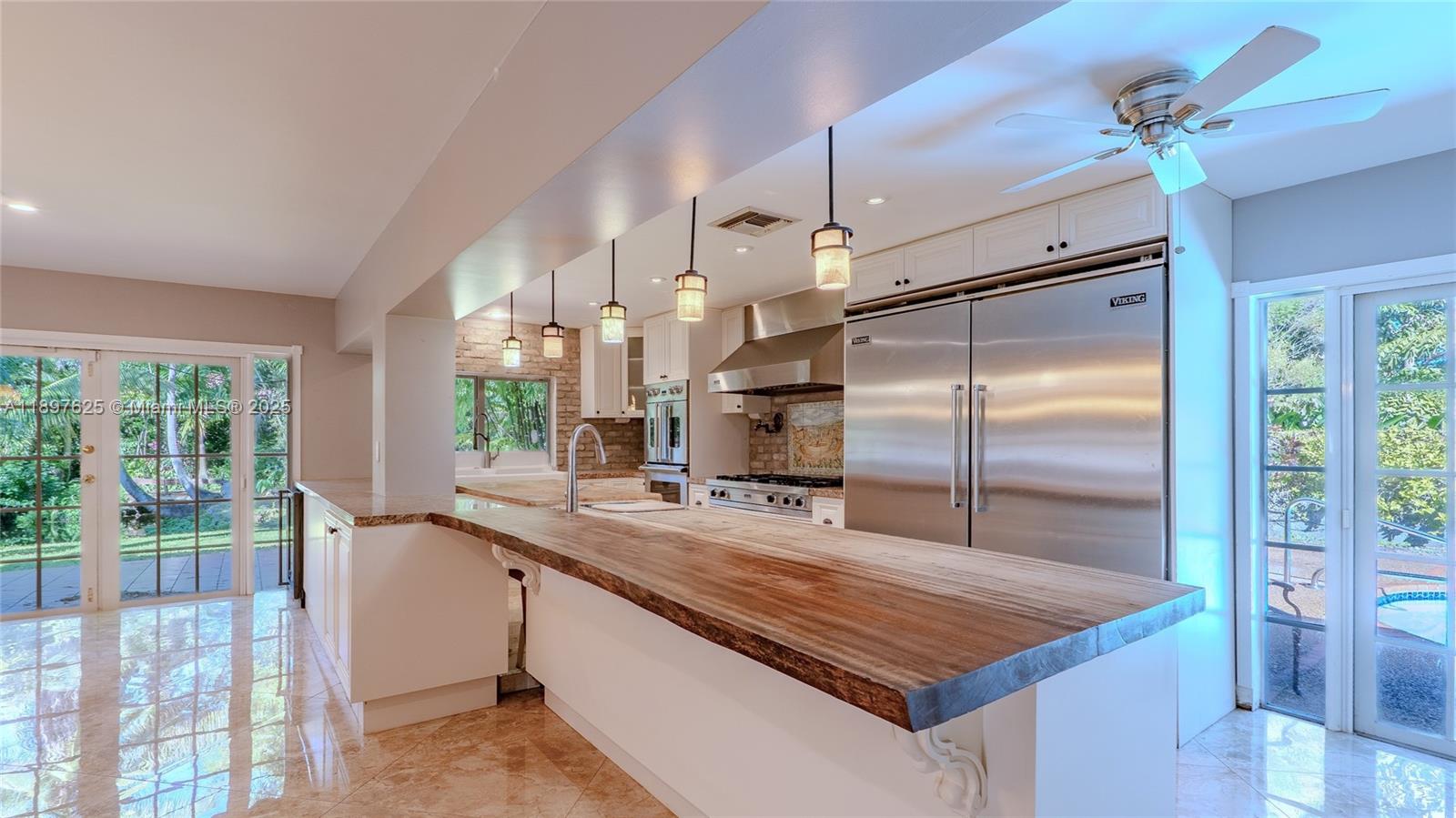 11851 Northwest 7th Street Plantation, FL 33325 - Photo 15 of 72