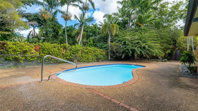 $1,600,000 | 11851 Northwest 7th Street, Plantation, FL 33325