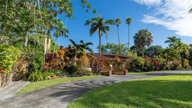 $1,600,000 | 11851 Northwest 7th Street, Plantation, FL 33325