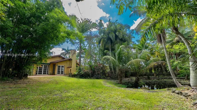 $1,600,000 | 11851 Northwest 7th Street, Plantation, FL 33325