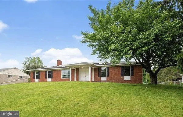 $389,900 | 13524 Cherry Tree Circle, Hagerstown, MD 21742