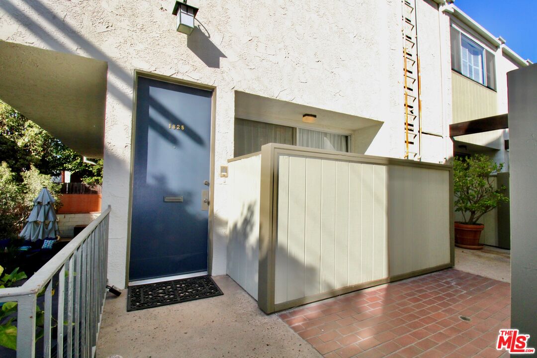 1825 Thayer Avenue Los Angeles, CA 90025 - Photo 2 of 38 a view of a house with a outdoor space