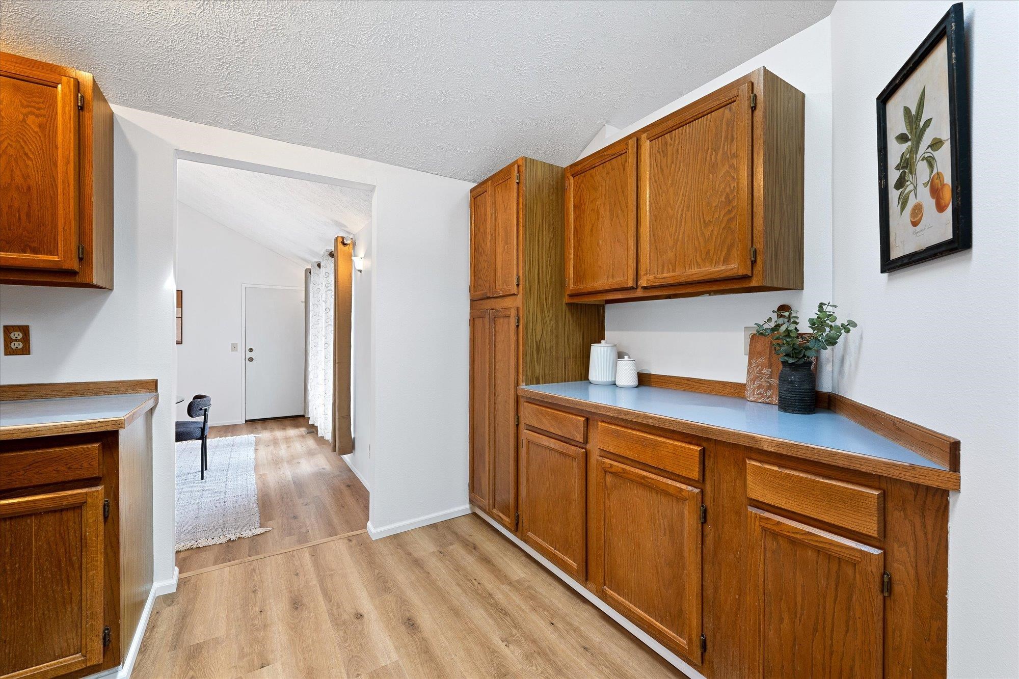 5013 North Calvin Road Spokane Valley, WA 99216 - Photo 8 of 28 Gallery Image 8
