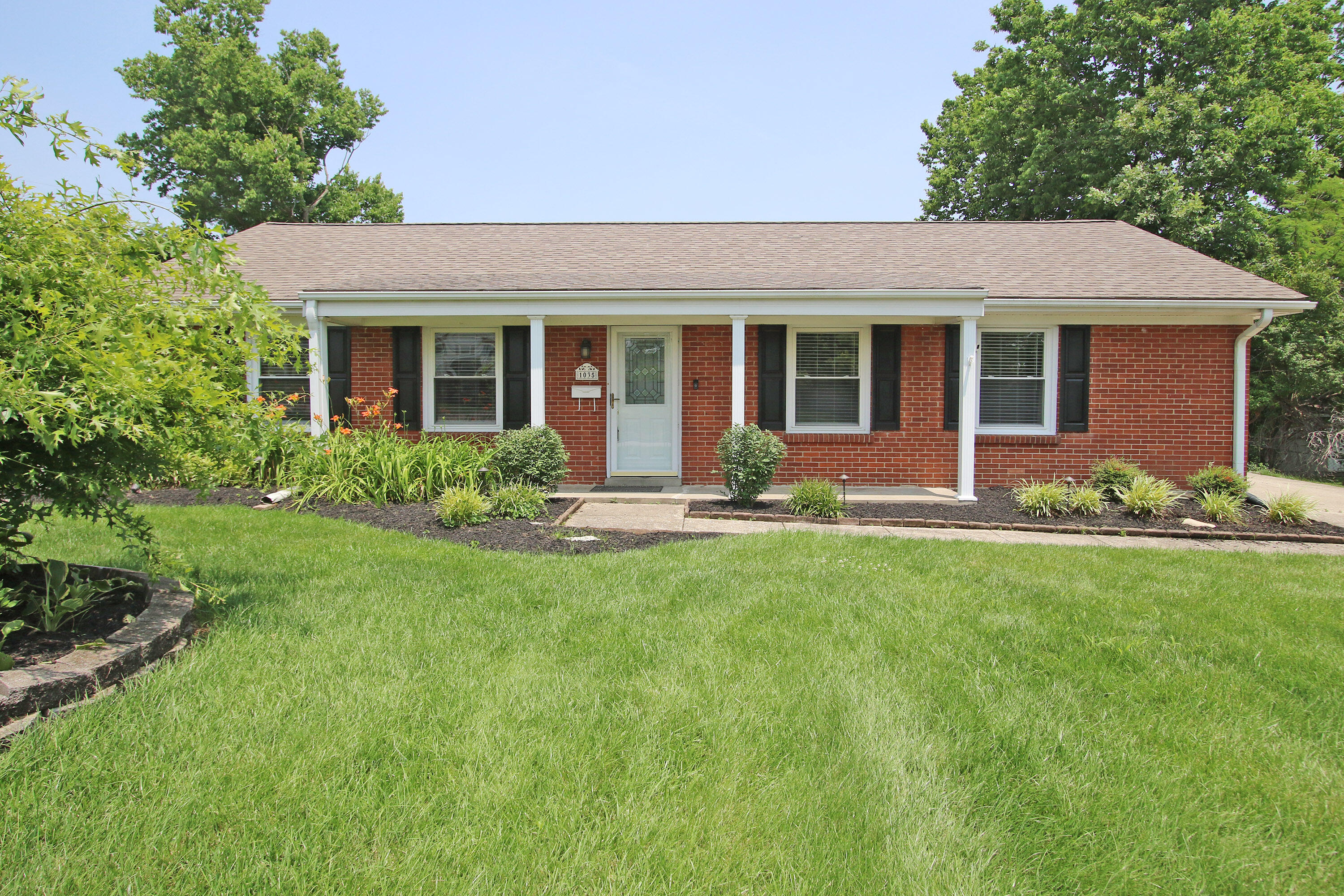 1035 Castleton Way Lexington, KY 40517 - Photo 1 of 44 2