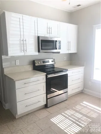 $2,000 | 13830 Hastings Farm Road, Huntersville, NC 28078