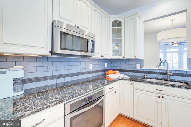 $829,000 | 480 Winding Rose Drive, Rockville, MD 20850