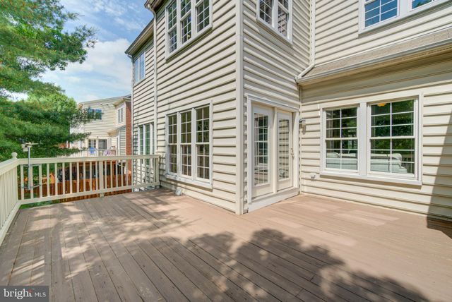 $829,000 | 480 Winding Rose Drive, Rockville, MD 20850