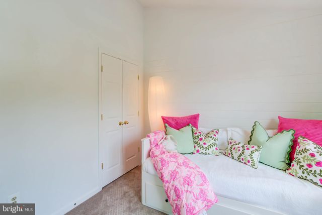 $829,000 | 480 Winding Rose Drive, Rockville, MD 20850