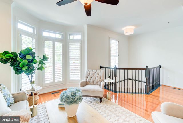 $829,000 | 480 Winding Rose Drive, Rockville, MD 20850