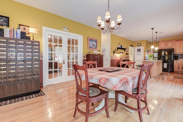 124 Benjamin Road Shirley, MA 01464 - Photo 13 of 30