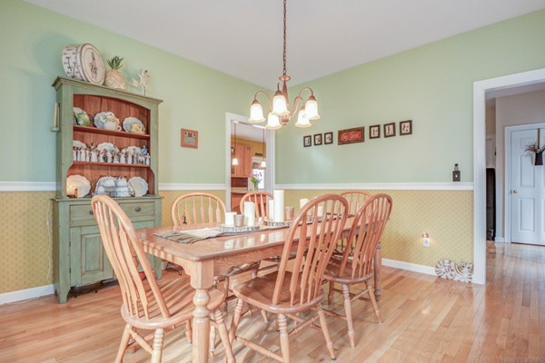 124 Benjamin Road Shirley, MA 01464 - Photo 6 of 30