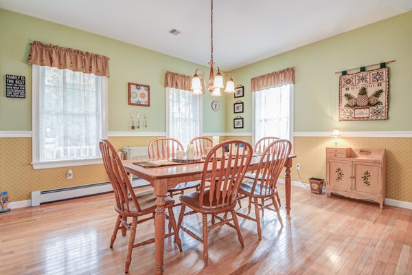 124 Benjamin Road Shirley, MA 01464 - Photo 7 of 30