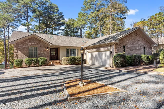 $1,550,000 | 149 Owens Circle, West End, NC 27376