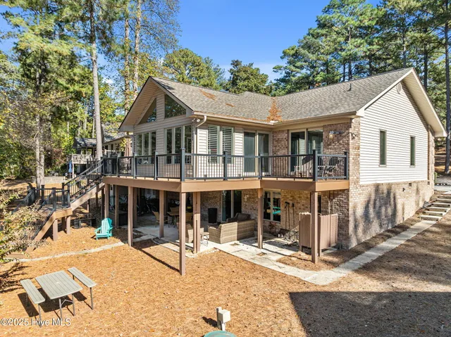 $1,550,000 | 149 Owens Circle, West End, NC 27376
