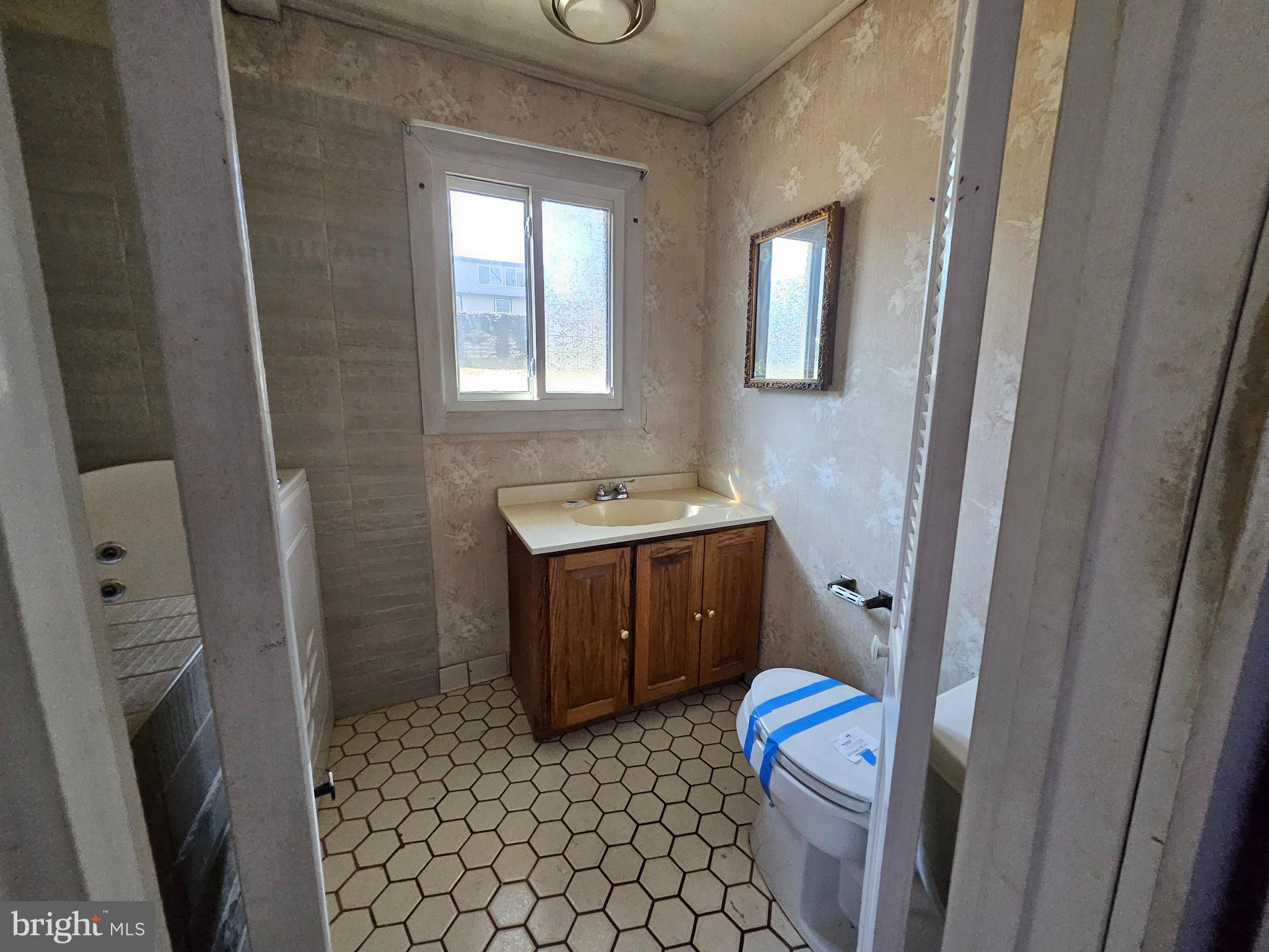 110 Woodside Road Riva, MD 21140 - Photo 10 of 35 Primary Bath