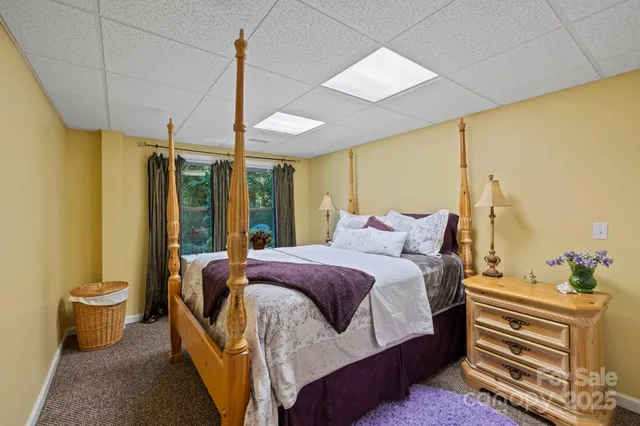 $669,900 | 741 Zelda Court, Hendersonville, NC 28792