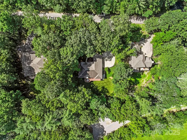 $669,900 | 741 Zelda Court, Hendersonville, NC 28792