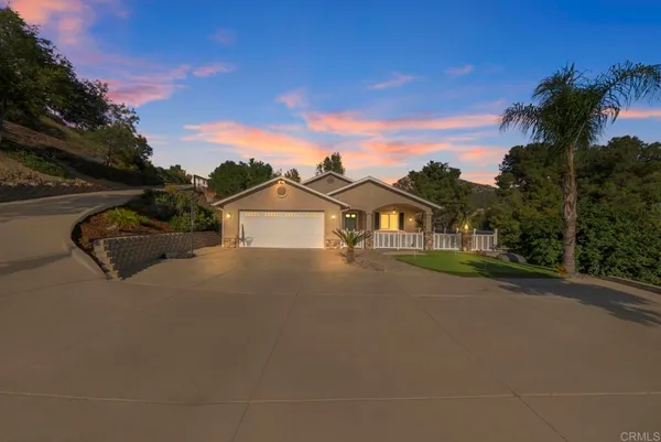 $975,000 | 1107 St George Drive, El Cajon, CA 92019