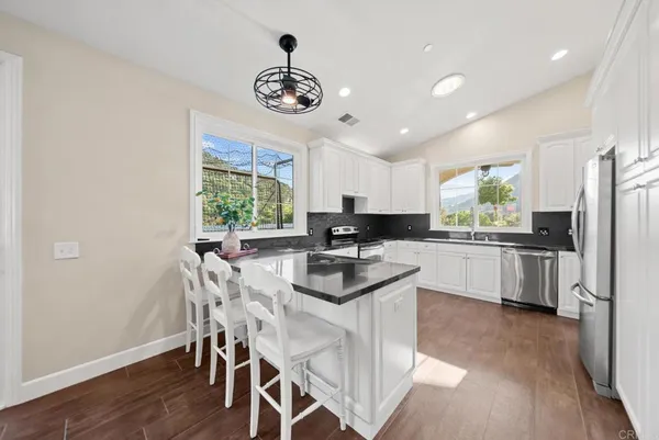 $975,000 | 1107 St George Drive, El Cajon, CA 92019
