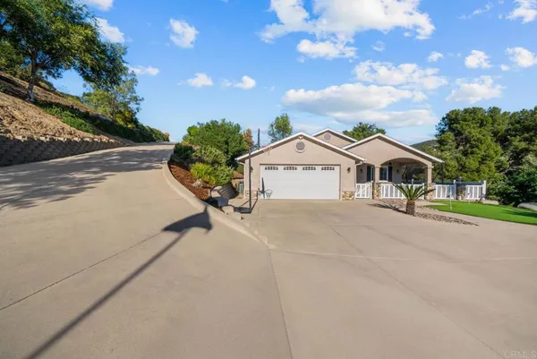 $975,000 | 1107 St George Drive, El Cajon, CA 92019