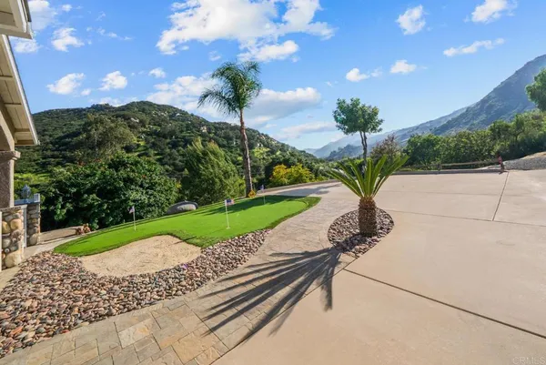 $975,000 | 1107 St George Drive, El Cajon, CA 92019