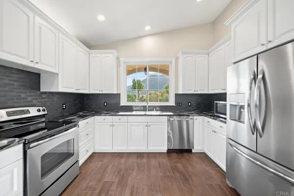 $975,000 | 1107 St George Drive, El Cajon, CA 92019