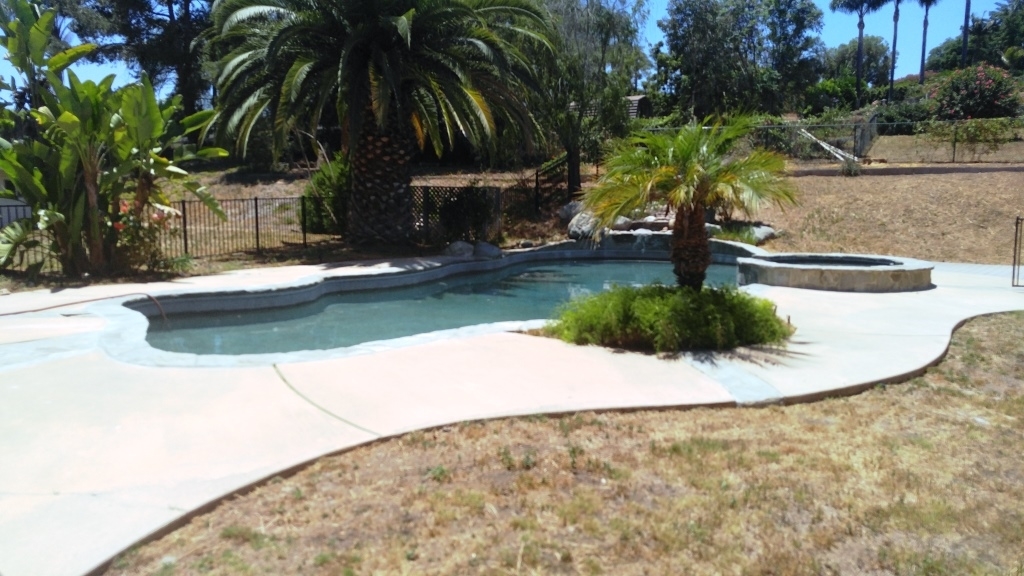449 Futurity Lane Fallbrook, CA 92028 - Photo 5 of 24 Gallery Image 5