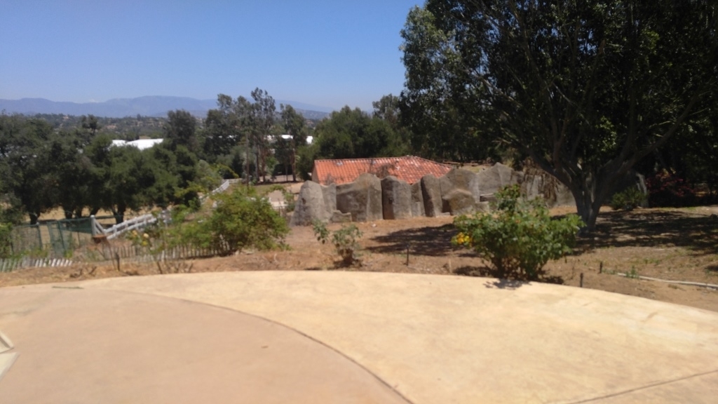 449 Futurity Lane Fallbrook, CA 92028 - Photo 6 of 24 Gallery Image 6