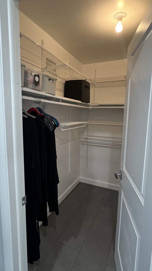 121 Windsor Lane, Unit D Willowbrook, IL 60527 - Photo 16 of 23 a close view of closet