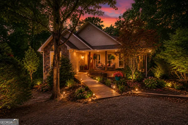$459,900 | 339 Henderson Road, Young Harris, GA 30582