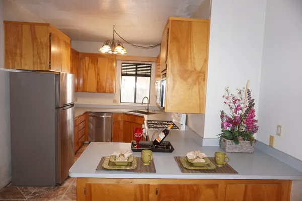 $429,900 | 1016 Lombardy Drive, Modesto, CA 95351