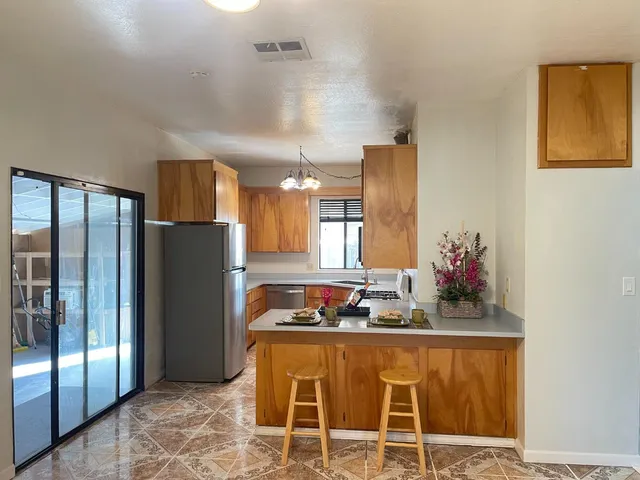 $429,900 | 1016 Lombardy Drive, Modesto, CA 95351