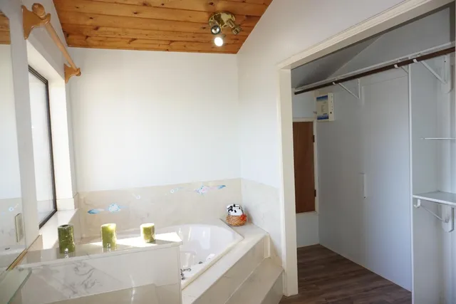 $429,900 | 1016 Lombardy Drive, Modesto, CA 95351