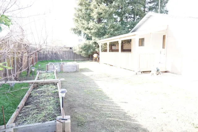 $429,900 | 1016 Lombardy Drive, Modesto, CA 95351