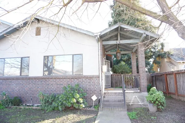 $429,900 | 1016 Lombardy Drive, Modesto, CA 95351