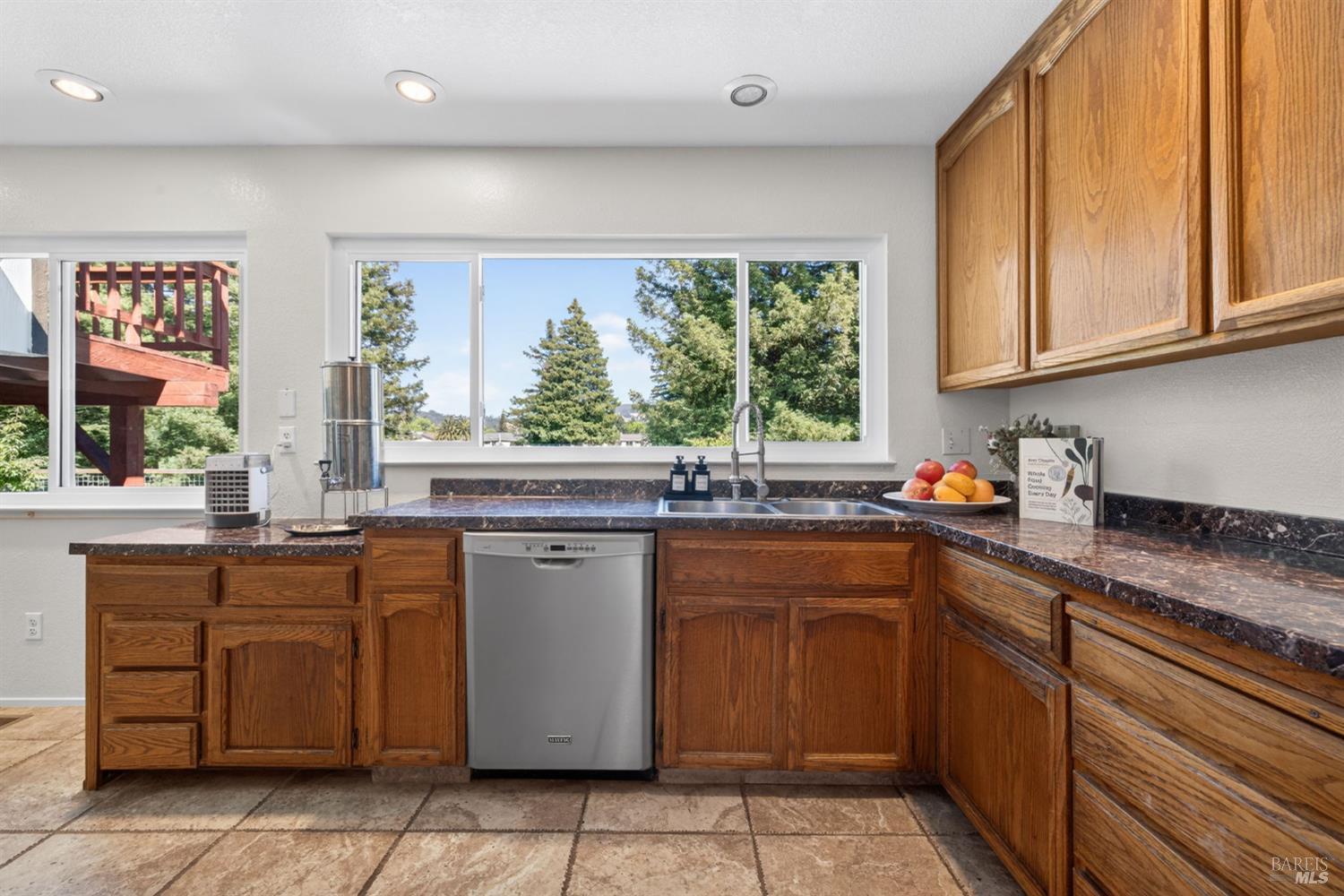 4480 Fairway Drive Rohnert Park, CA 94928 - Photo 33 of 68