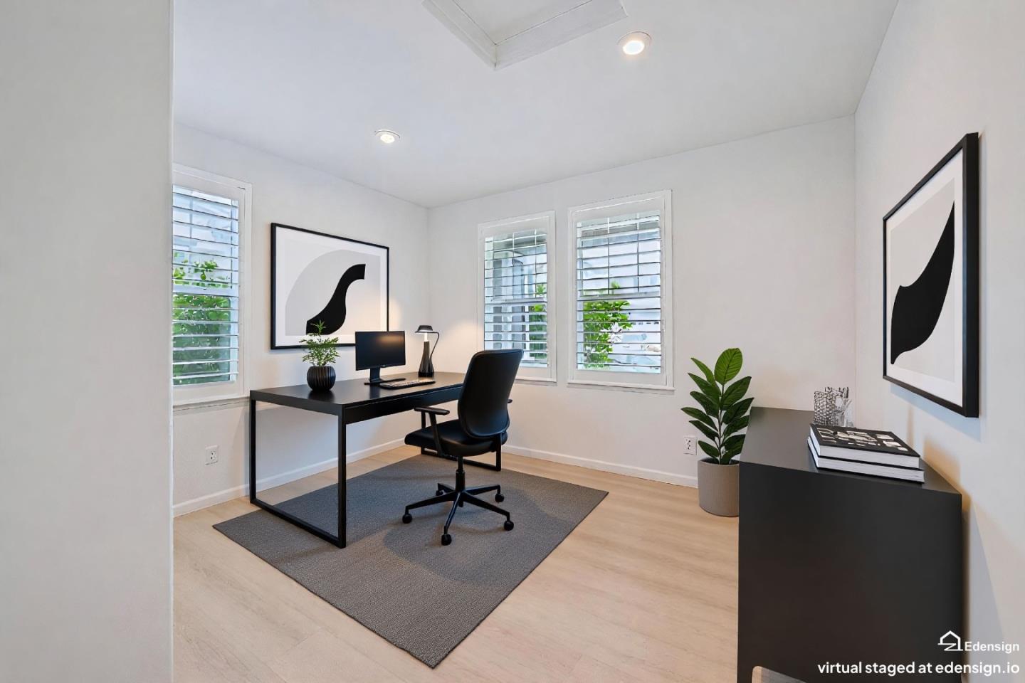 2984 Ridgecrest Drive Lincoln, CA 95648 - Photo 12 of 77 a workspace with furniture and a potted plant