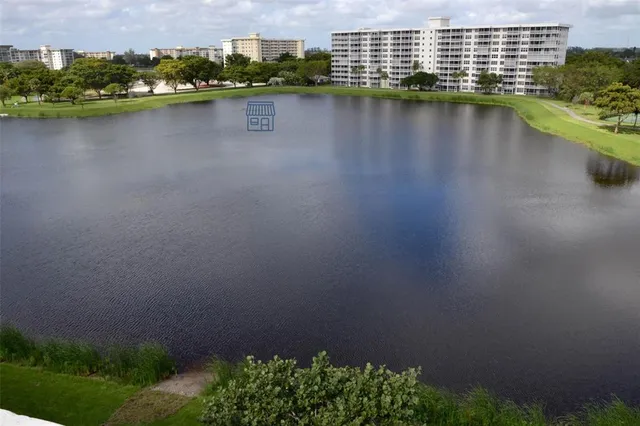 $1,975 | 3050 North Palm Aire Drive, Unit 602, Pompano Beach, FL 33069