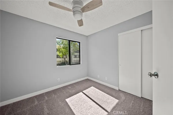 $399,997 | 27949 Tyler Lane, Unit 355, Canyon Country, CA 91387