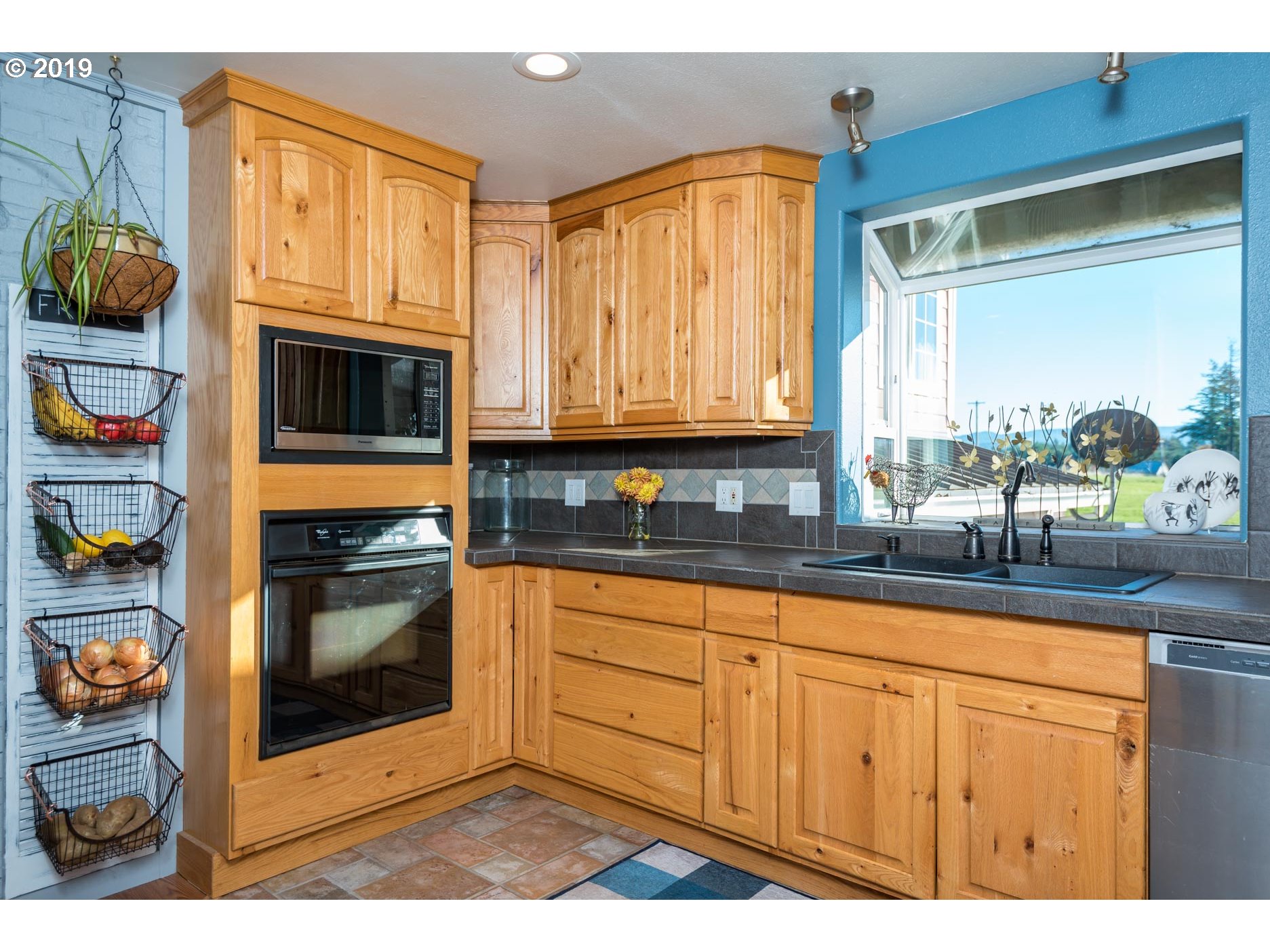 34499 Southeast Divers Road Estacada, OR 97023 - Photo 10 of 32 Kitchen