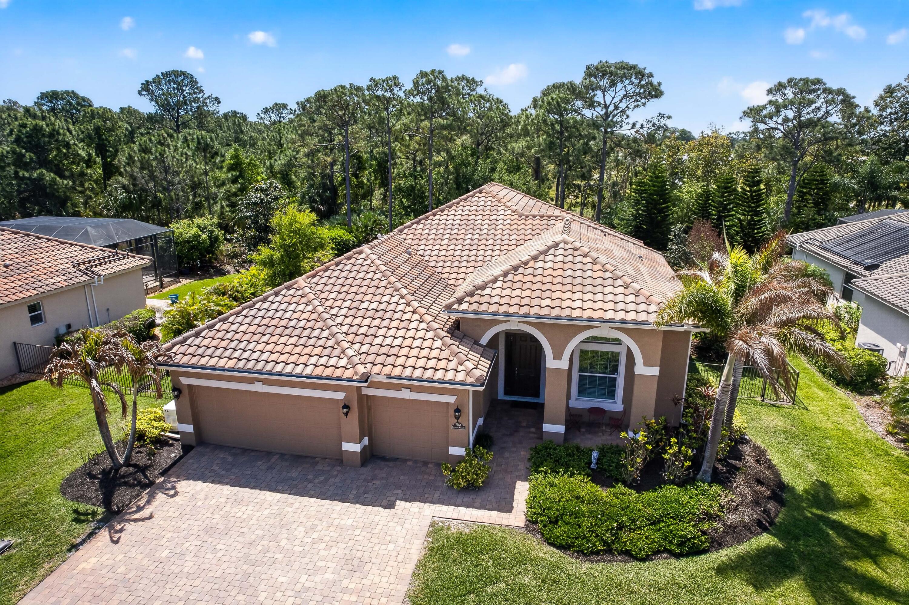 7589 Fieldstone Ranch Square Vero Beach, FL 32967 - Photo 2 of 34 EREP-2
